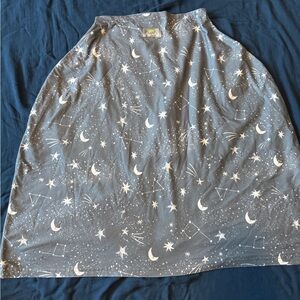 Itzy Ritzy Mom Boss 4-in-1 Multi Use Cover